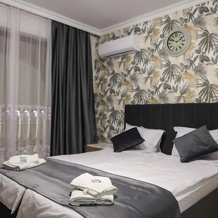 Valencia Gardens Luxury 아파트