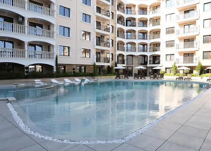 Valencia Gardens Luxury Апартамент