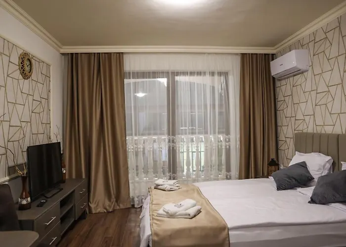 Valencia Gardens Luxury