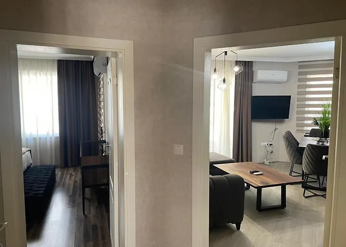 Апартамент Valencia Gardens Luxury Несебър