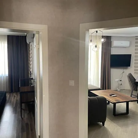 아파트 Valencia Gardens Luxury 네세부르
