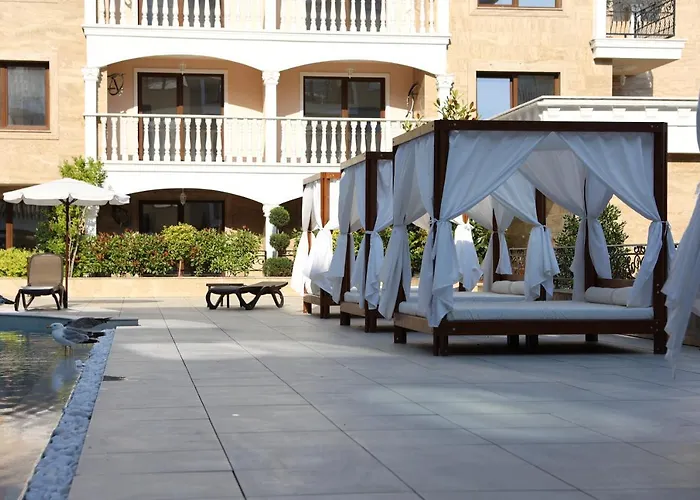 Valencia Gardens Luxury Apartament *