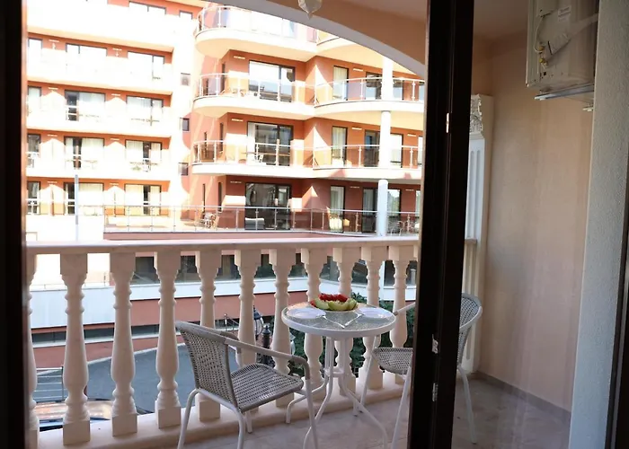 Valencia Gardens Luxury Appartement Nessebar
